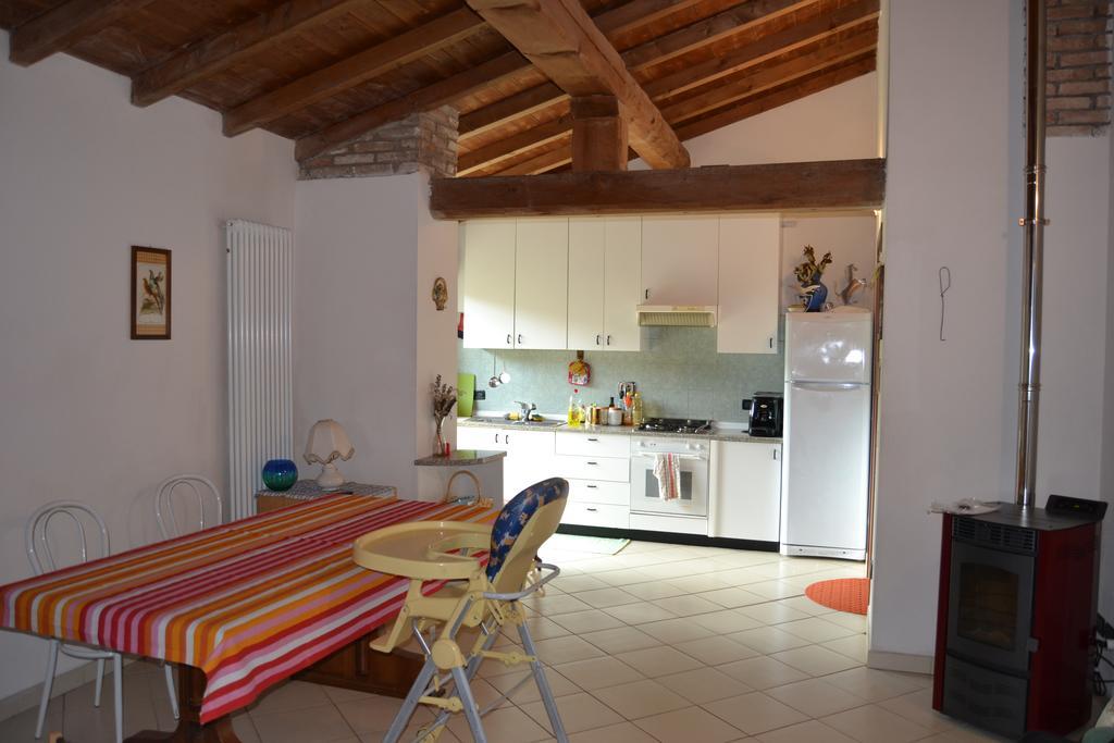 Отель Agriturismo Ca Del Buco Monte San Giovanni  Экстерьер фото