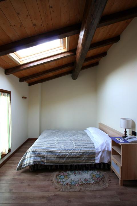 Отель Agriturismo Ca Del Buco Monte San Giovanni  Экстерьер фото