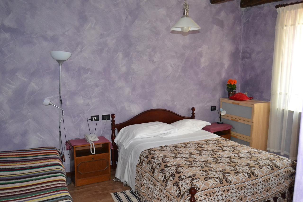 Отель Agriturismo Ca Del Buco Monte San Giovanni  Номер фото